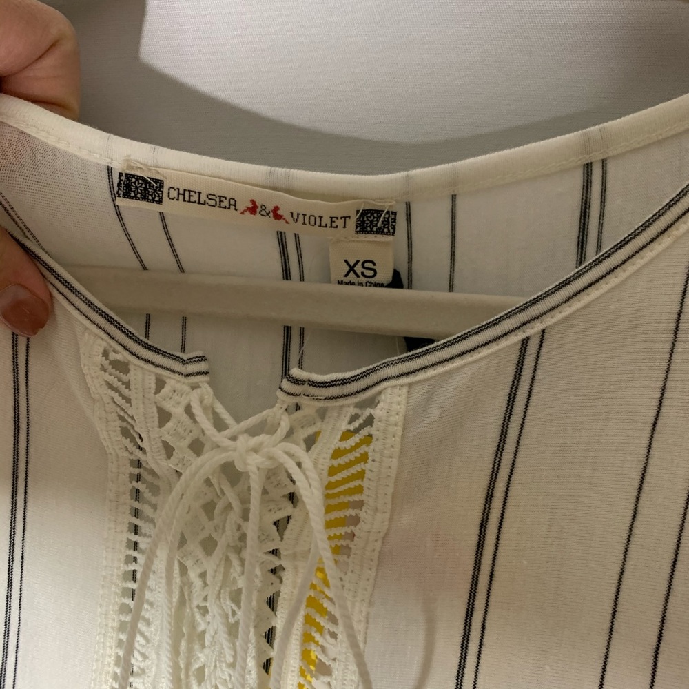 Striped Boho Top Chelsea & Violet Tie Front New - Picture 3 of 6